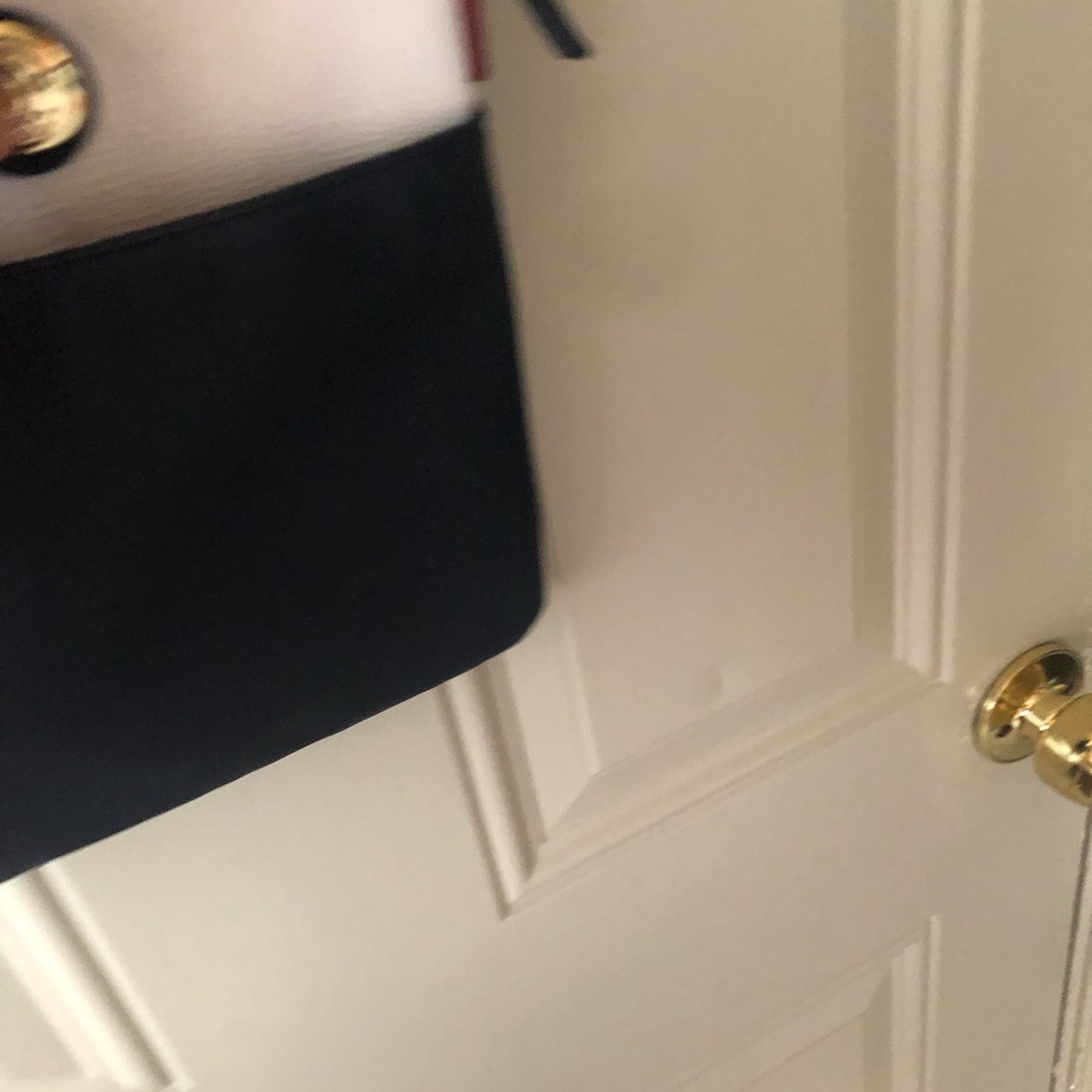 TOMMY HILFIGER CROSSBODY - Picture 3 of 10